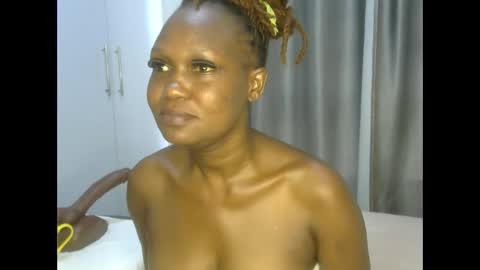 east_queen online show from March 9, 8:29 am