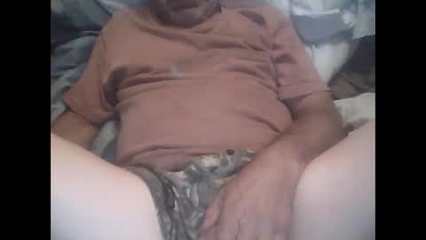 Snapshot of easye4015 chatting on September 21, 9:13 am Easye online show from September 21, 9:13 am