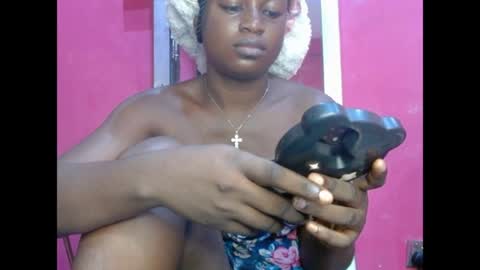 eatuupx online show from April 9, 11:05 am