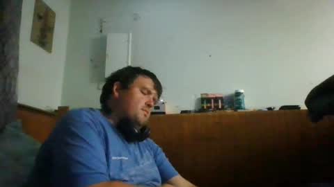 Eazyb91 online show from August 8, 9:41 am