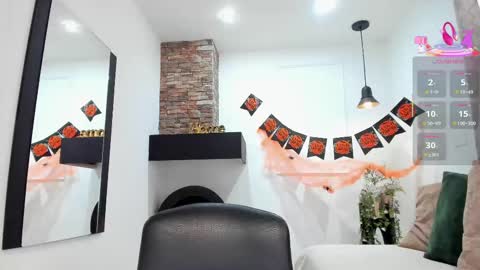      online show from October 31, 12:38 pm