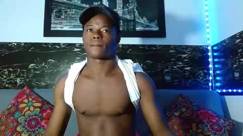 Chris Palaz  online show from October 13, 6:10 pm