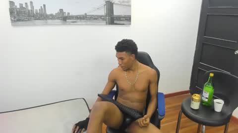 ebons_sexy online show from December 25, 1:51 pm