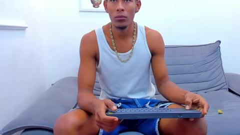 ebons_sexy online show from January 6, 10:46 am