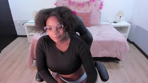 ebony_fantasy2 online show from September 17, 12:19 pm