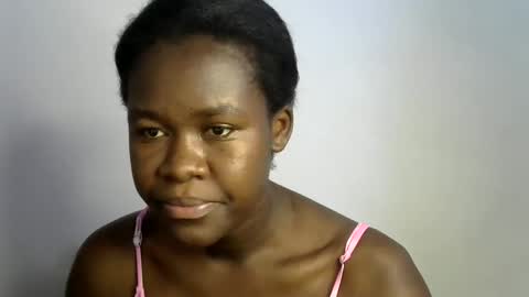 ebony_lynne online show from April 18, 9:00 am