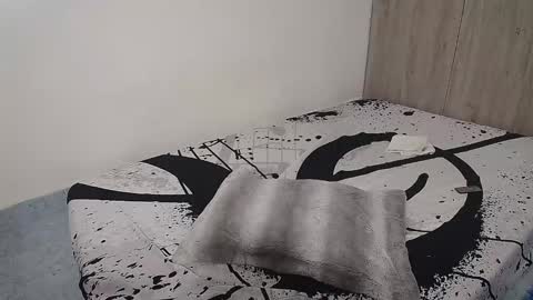 ebony_pearl69 online show from February 3, 4:46 am