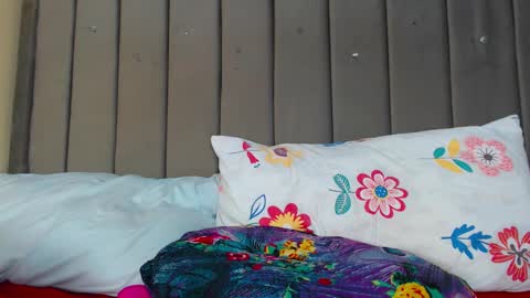 EBONY PETITE online show from February 21, 6:07 am