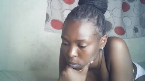 ebony_phoenix12 online show from October 14, 7:17 pm