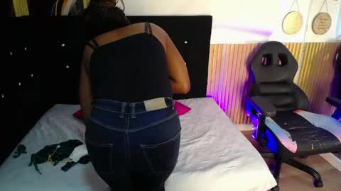 ebony_rizon online show from June 2, 1:13 pm