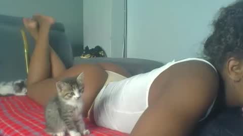 ebonyassgal online show from March 18, 8:47 pm