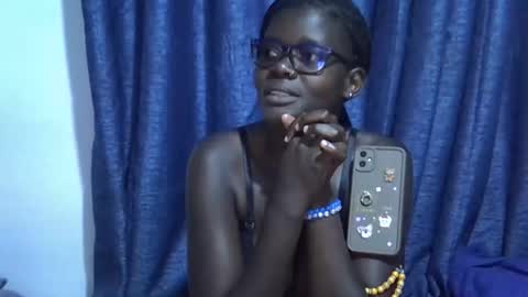 ebonybloom01 online show from September 16, 7:33 am