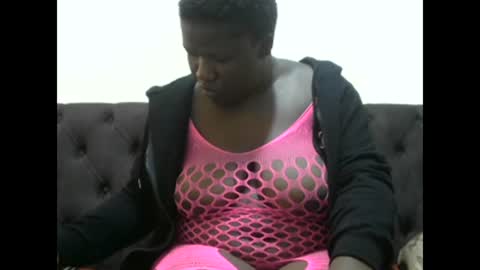 ebonycheb online show from December 3, 7:27 am