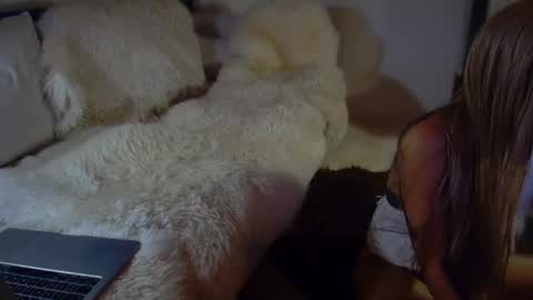 ebonynivory332 online show from January 18, 7:37 pm