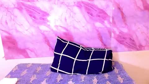 Snapshot of ebonyolive69 chatting on October 21, 6:44 pm Cindy online show from October 21, 6:44 pm