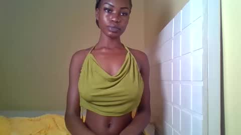 ebonytanqueen online show from March 15, 1:21 am