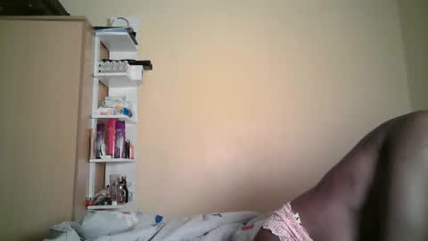 ebonytanqueen online show from May 15, 3:15 am