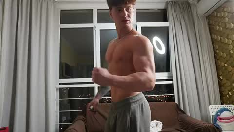 ed_hooligan online show from November 12, 3:47 pm