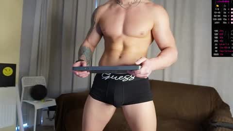 Snapshot of ed_hooligan chatting on September 23, 10:53 am ed_hooligan online show from September 23, 10:53 am