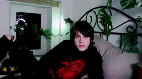 Eddie online show from March 2, 6:03 pm