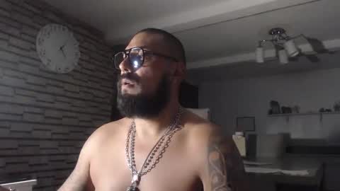 edgarram83 online show from September 17, 7:23 am