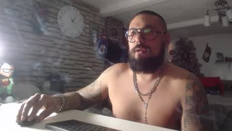 edgarram83 online show from January 6, 5:44 am