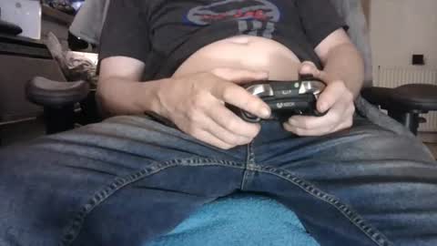 edged biker online show from December 22, 6:03 pm