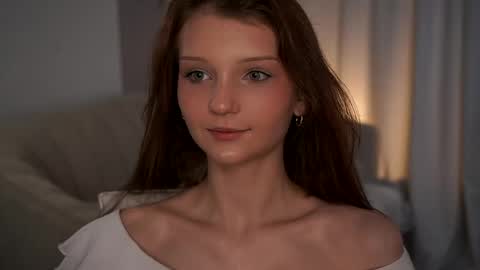 Lisa  online show from April 19, 11:18 pm