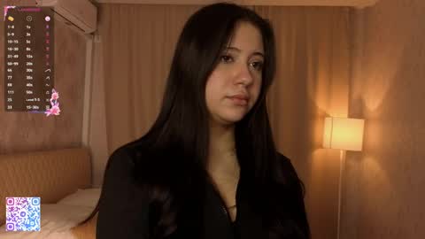 Reina online show from April 21, 4:19 am