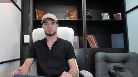 Edward Ross online show from March 1, 7:04 pm