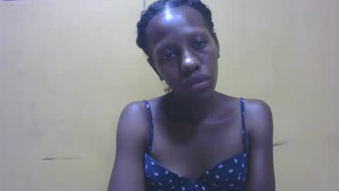 edwige770943 online show from April 18, 7:18 pm