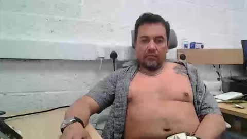 EdM online show from April 15, 9:01 am