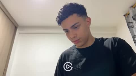 edwisalvatore online show from December 3, 5:37 am