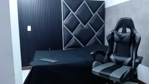 emma online show from January 15, 9:45 pm