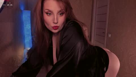 eesmaaarr online show from December 16, 11:33 pm