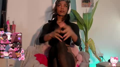 effy_marinn online show from April 6, 8:59 am