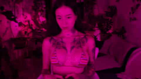 Effy online show from March 20, 2:05 am