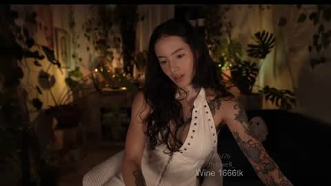 Effy online show from June 14, 2:00 am