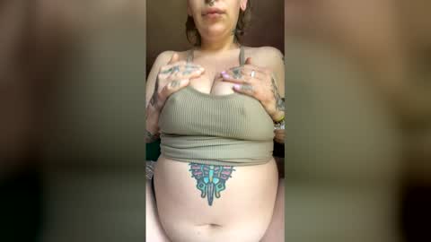 eggsma666 online show from April 18, 4:09 pm