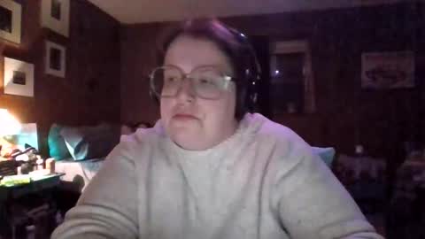 eilidh 3 online show from November 5, 2:24 am