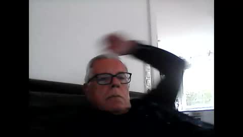 eisbaer1957 online show from May 5, 11:38 am
