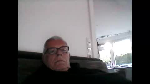 eisbaer1957 online show from April 25, 6:27 pm