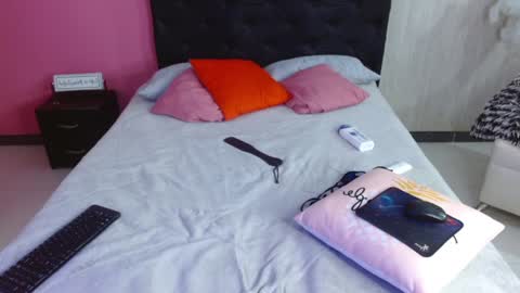 eitha  online show from December 14, 7:40 am