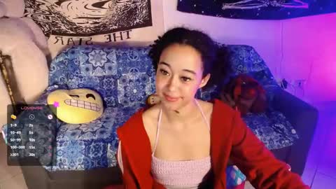Snapshot of ela_0 chatting on February 14, 6:34 am Ela  Help me reach 100 thumbs up online show from February 14, 6:34 am