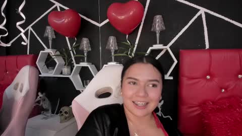 Ela online show from February 24, 11:19 pm