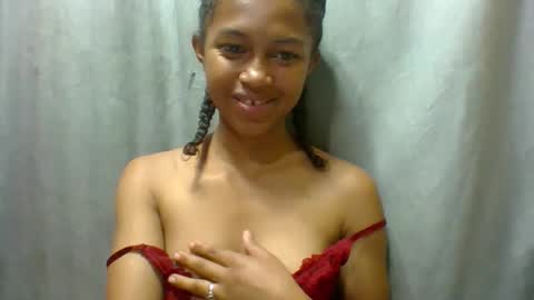 elaliealdy online show from October 21, 3:59 pm