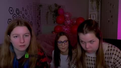 elani online show from February 19, 11:20 am