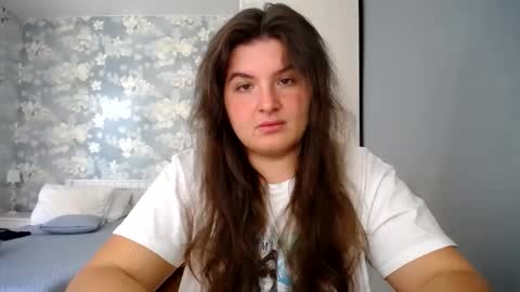 Elanis online show from April 9, 11:27 am