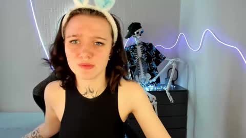 elastikiss online show from March 15, 5:34 am