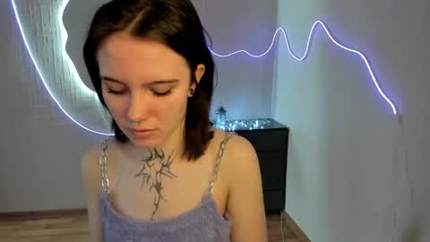 elastikiss online show from March 6, 4:11 am